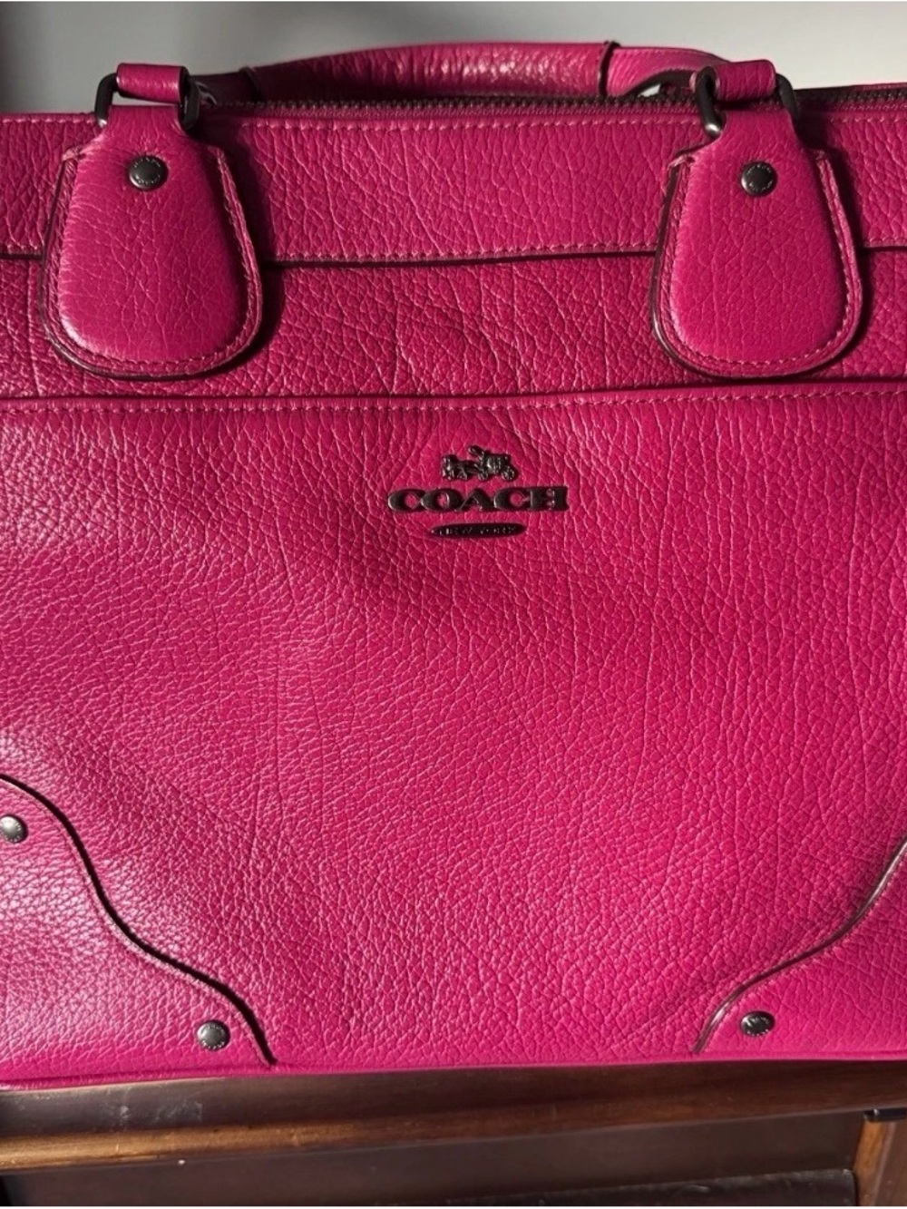 COACH F34040 vibrant cranberry Pebbled Leather Satchel w/strap w/silver dust bag